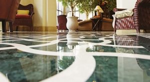 Pulizia marmo speciale in appartamento